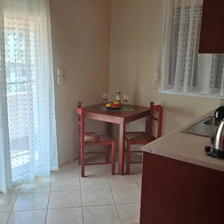 Hotel Elena *