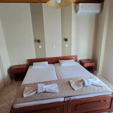 Hotel Elena *
