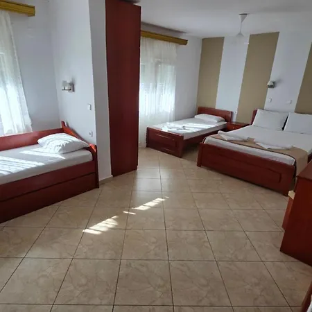Hotel Elena